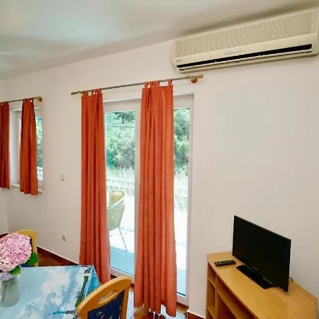 Plaza Apartment Seget Vranjica