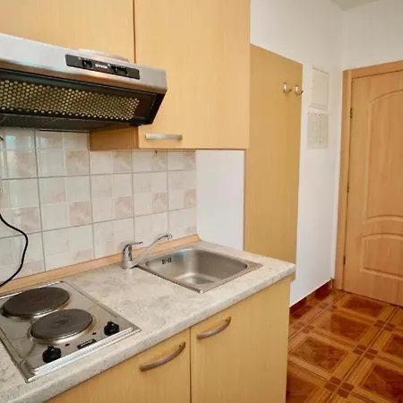 Plaza Apartment
